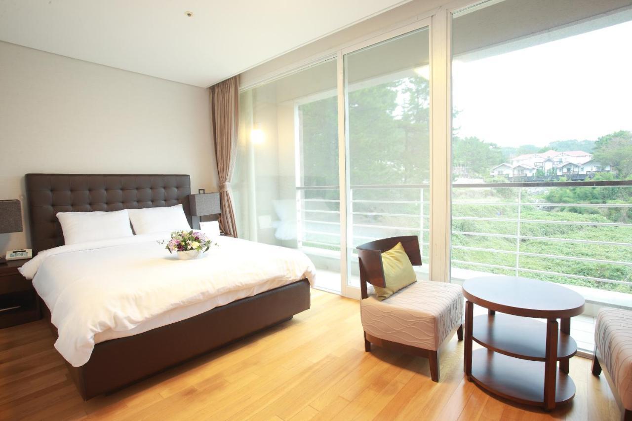 Hotel Riviera Geoje Esterno foto