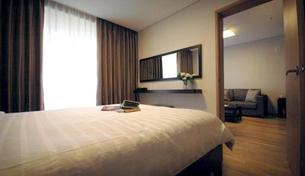 Hotel Riviera Geoje Esterno foto