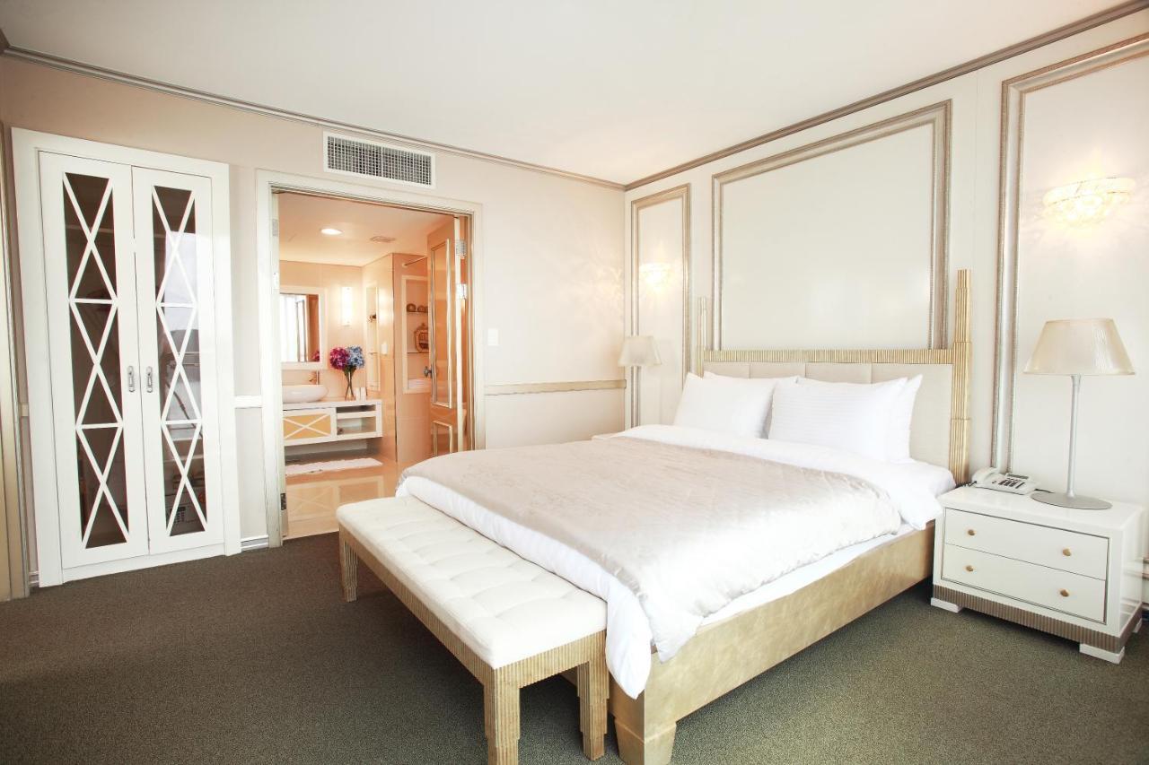 Hotel Riviera Geoje Esterno foto